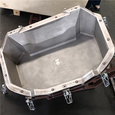 鎮(zhèn)江豐田車(chē)尾箱模具